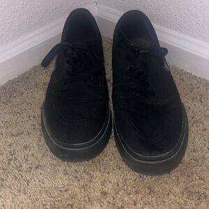 Nike Men's Black Sneakers